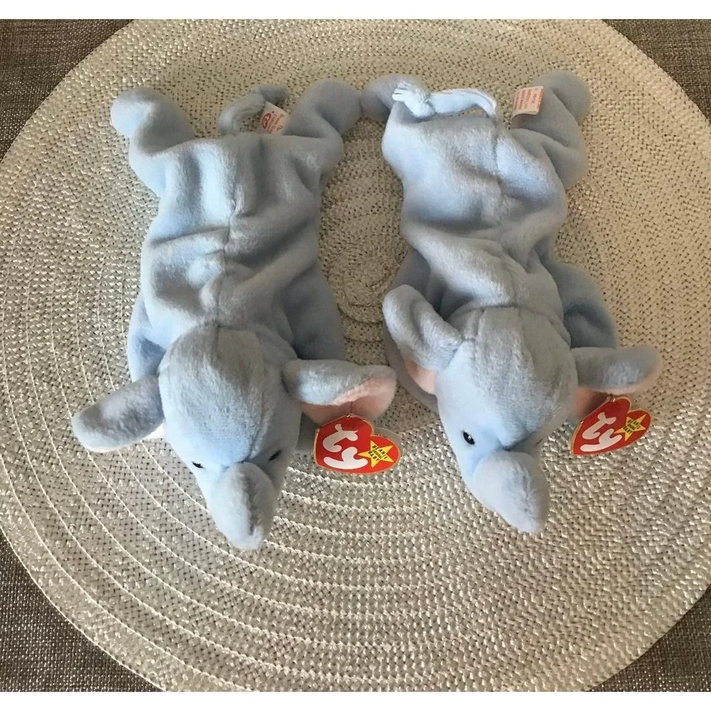 Ty Beanie Babies 2 Peanut the Elephant Light Blue Plush Vintage 1995 Collectible